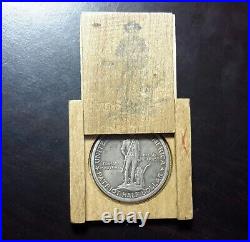 1925 Lexington Commemorative Silver half Dollar in original presentation case